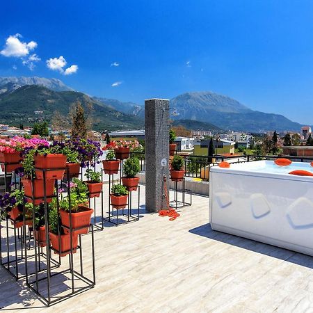 Apartments Saric Бар Екстер'єр фото