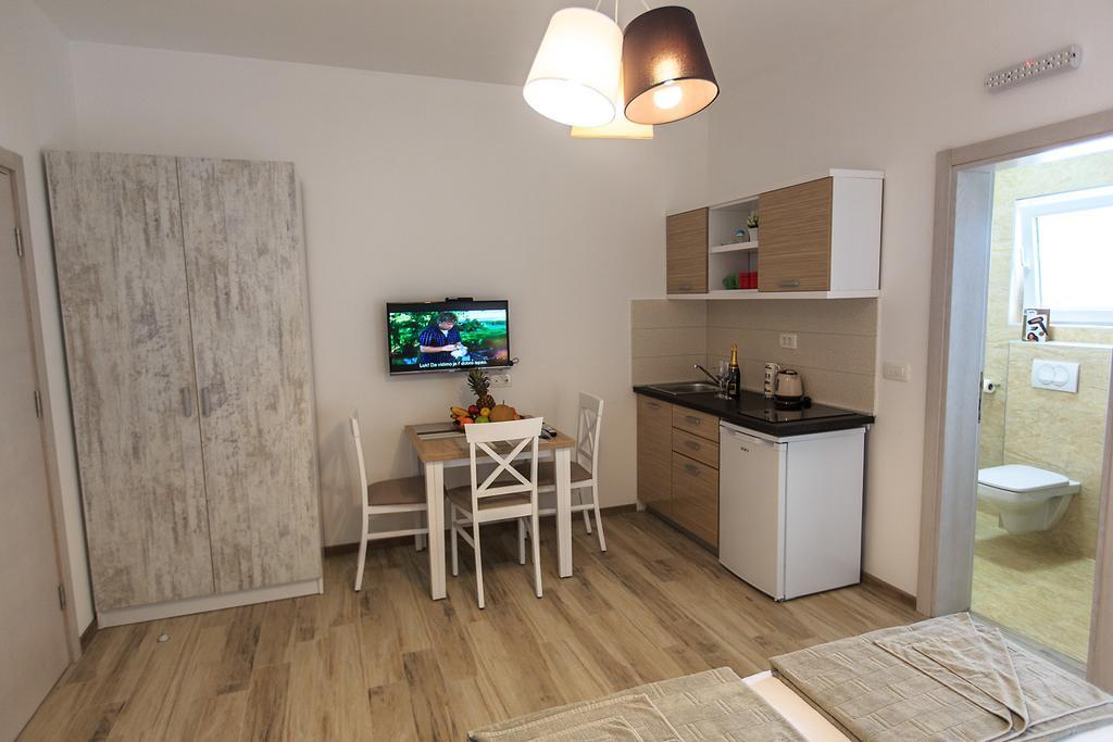 Apartments Saric Бар Екстер'єр фото