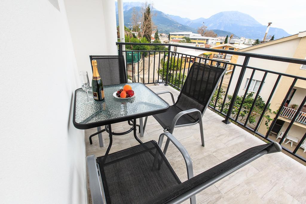 Apartments Saric Бар Екстер'єр фото