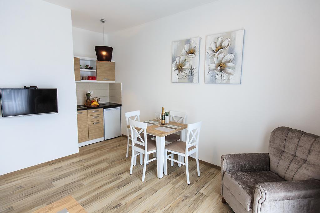 Apartments Saric Бар Екстер'єр фото