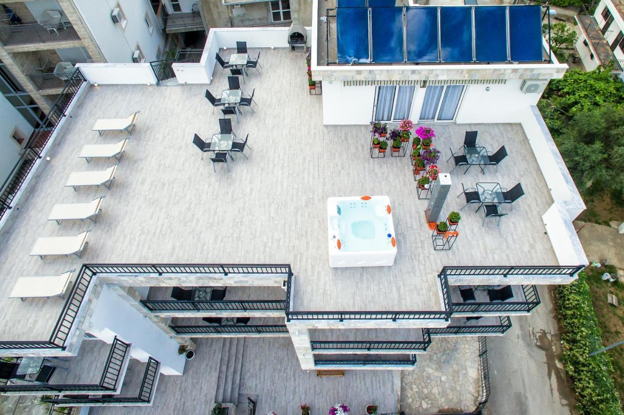 Apartments Saric Бар Екстер'єр фото